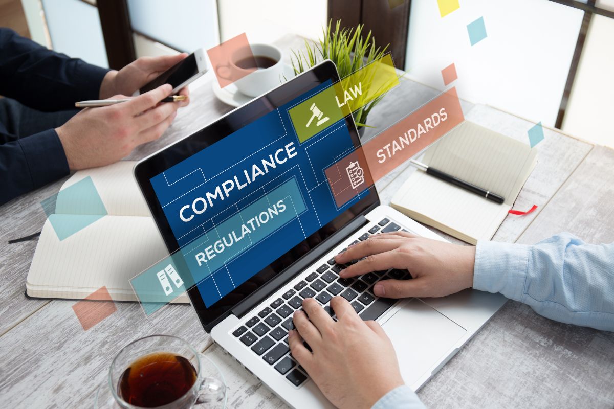 Un'azienda ha la conformità HIPAA per la sicurezza aziendale.