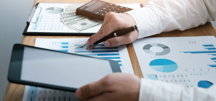 HIPAA compliance help automate risk assessments, track training, manage policies, and monitor potential violations.