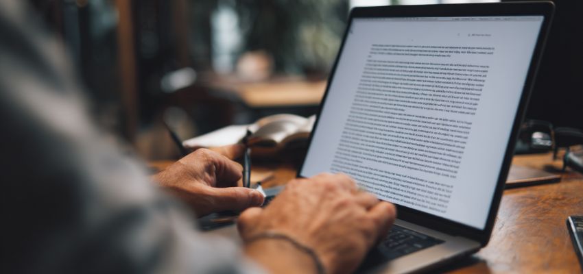 Con le firme, il vostro sistema di flusso di lavoro elettronico dei documenti faciliterà la legalità, la sicurezza e la rapidità di risposta.