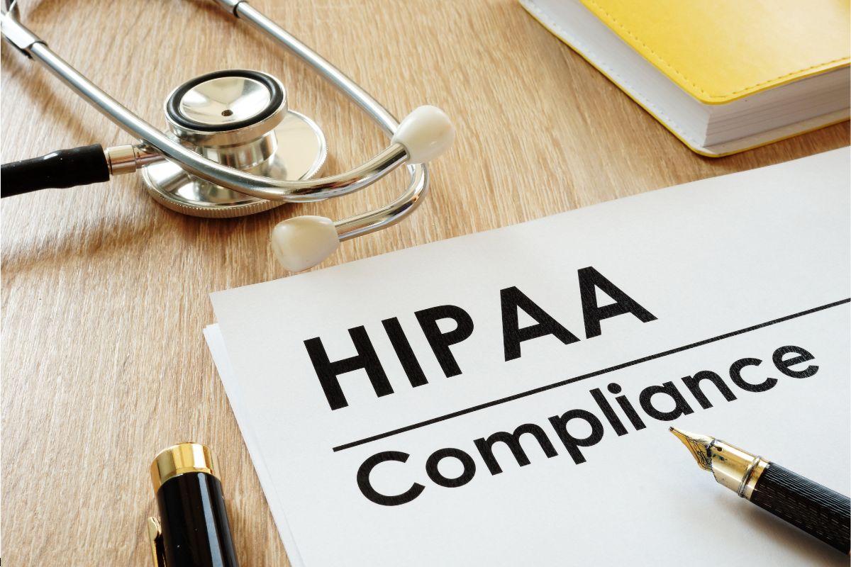 Una firma elettronica conforme allo standard HIPAA protegge le informazioni sanitarie private.